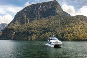 doubtful sound cruise New Zealand holiday